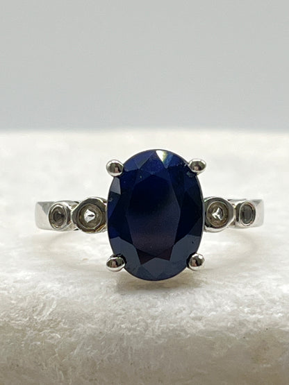 Vintage 925 Sterling Silver Sapphire With White Zircon  Ring - Size Q