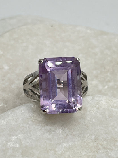 925 Sterling Silver Amethyst Statement Ring - Size O