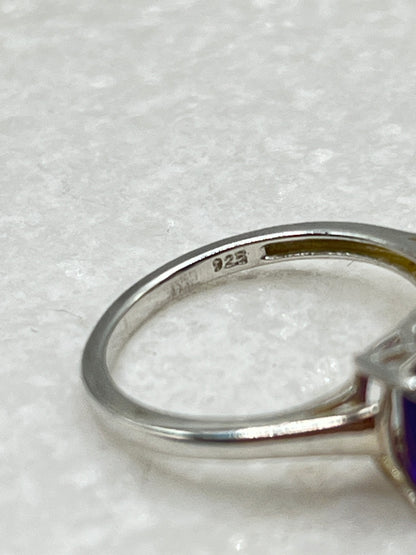 925 Sterling Silver Amethyst Trilogy Ring - Size O