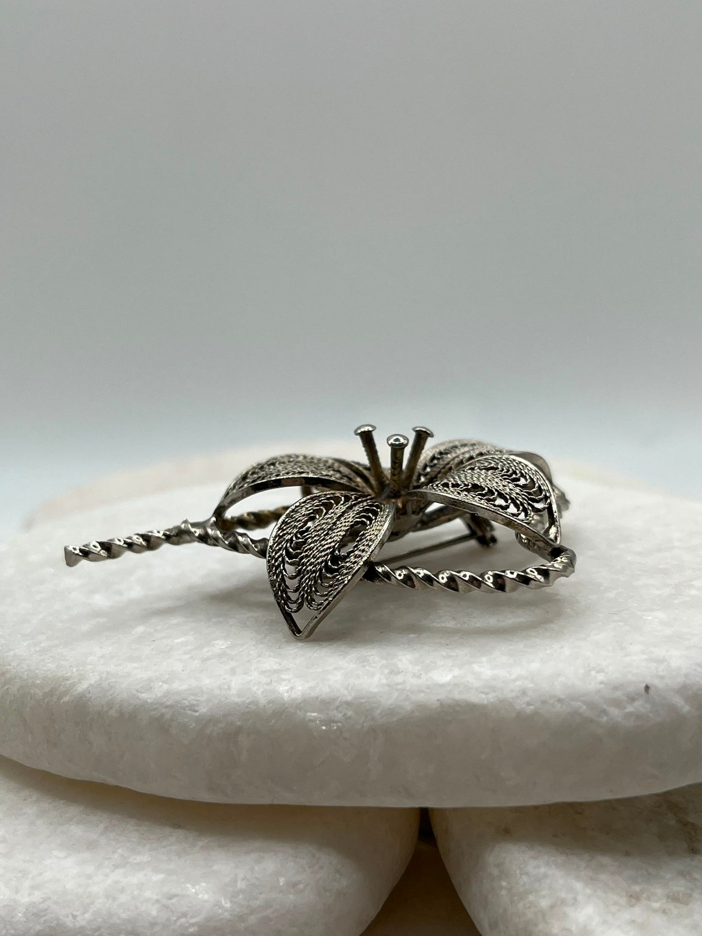 Large Vintage 925 Sterling Silver Filigree Heart Floral Brooch