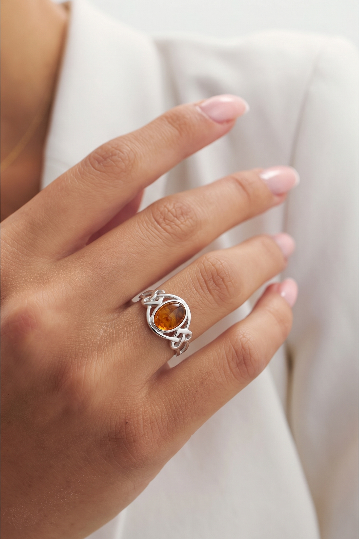 Handcrafted 925 Sterling Silver Amber Love knot Heart Celtic Ring